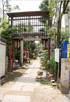 皆中稲荷神社 鳥居