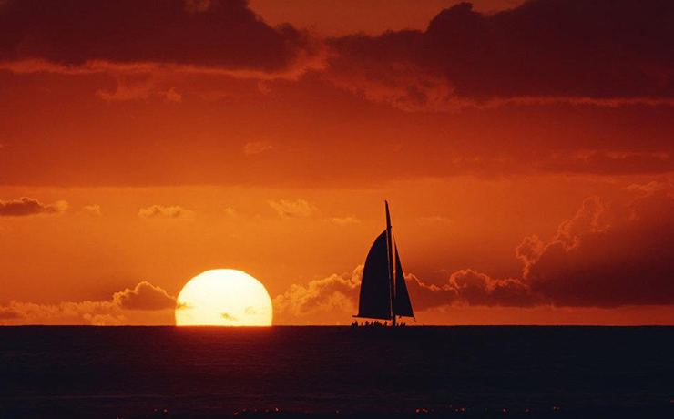 夕日とボート