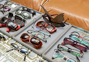 岡田さんのメガネコレクション