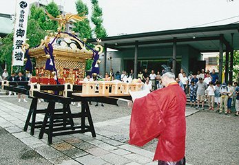 4年に1度だけに行なわれる「神幸（じんこう）祭」