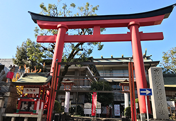 京濱伏見稲荷神社 鳥居