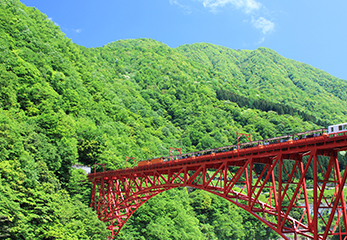 黒部峡谷トロッコ電車 鉄橋