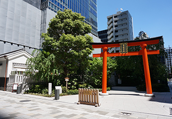 古社「福徳神社」 別名「芽吹稲荷」