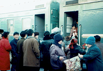 シベリア鉄道 行商人と乗客