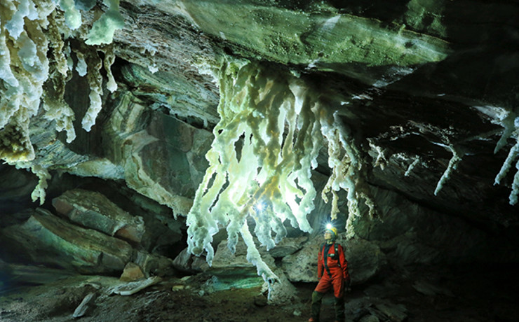 洞窟探検家・吉田勝次さんに聞く！洞窟という秘境＆ケイビングの魅力