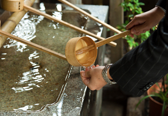 小網神社 手洗い所