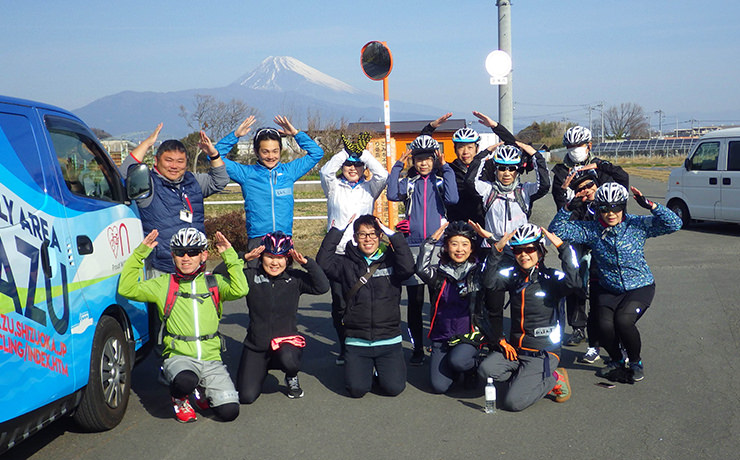 女性やスポーツバイク初心者に大好評！クロスバイクで体験する沼津縦断サイクリング