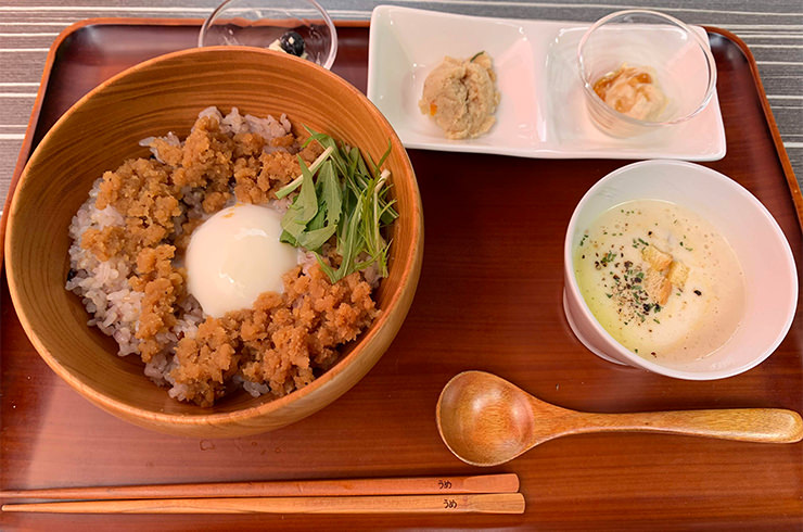 そぼろ丼セット